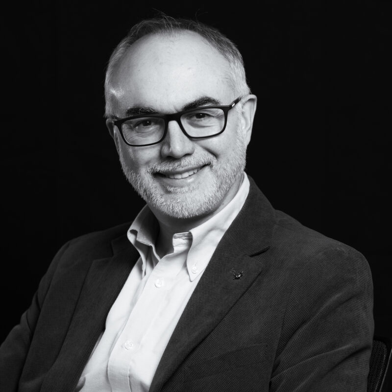 Arcadi Navarro
